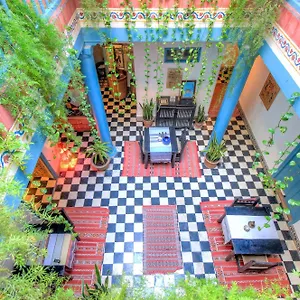 https://les-matins-bleus.essaouirahotels.net